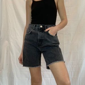 ZARA BLACK JEAN SHORTS